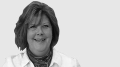 Vicki Aveyard Vicki Aveyard