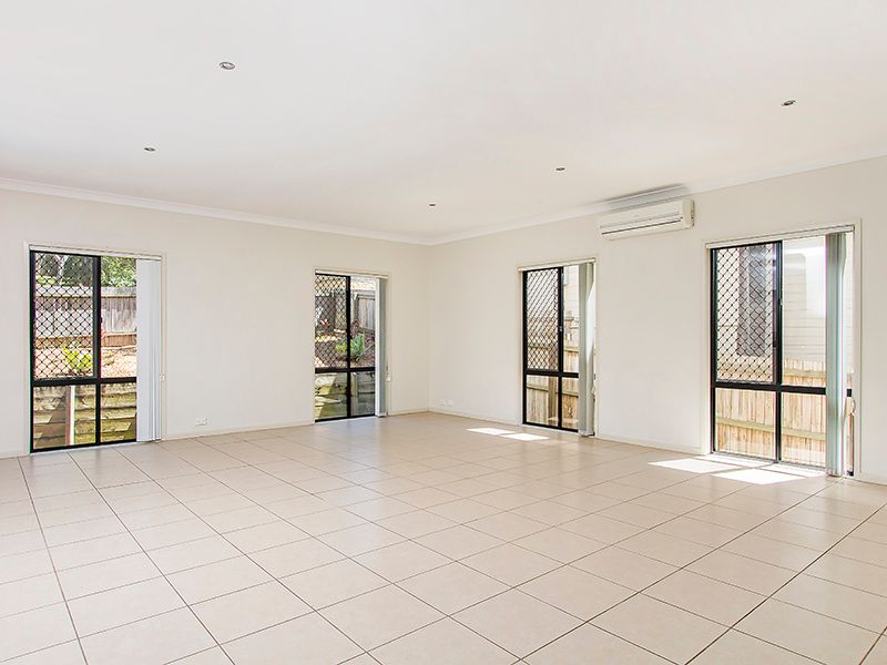 4 Furlong Street, Indooroopilly, QLD Rental House for Rent