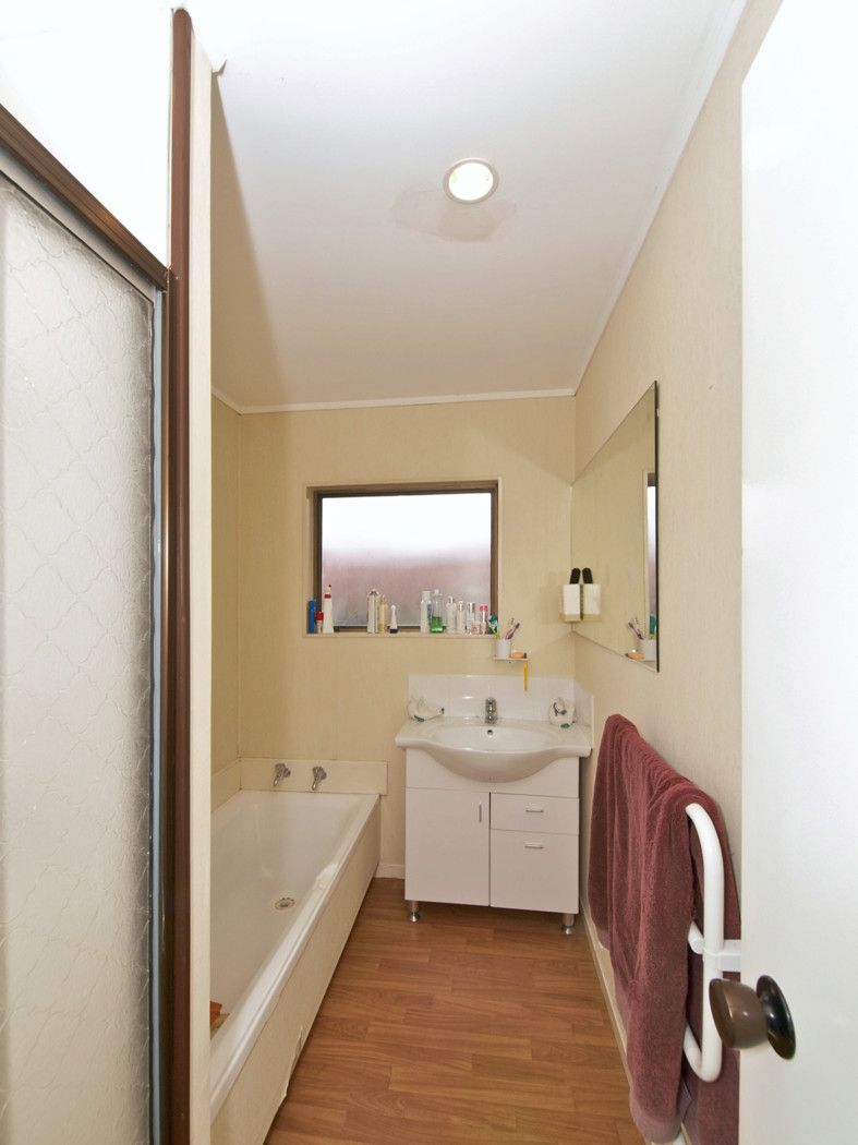 63  Wickman Way, Mangere, Manukau City