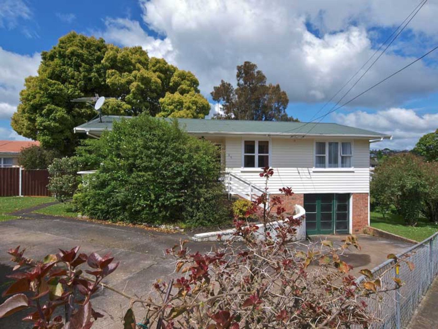 25 Hutchinson Road, Howick, Manukau City