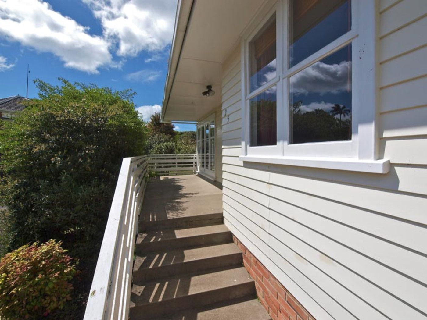 25 Hutchinson Road, Howick, Manukau City