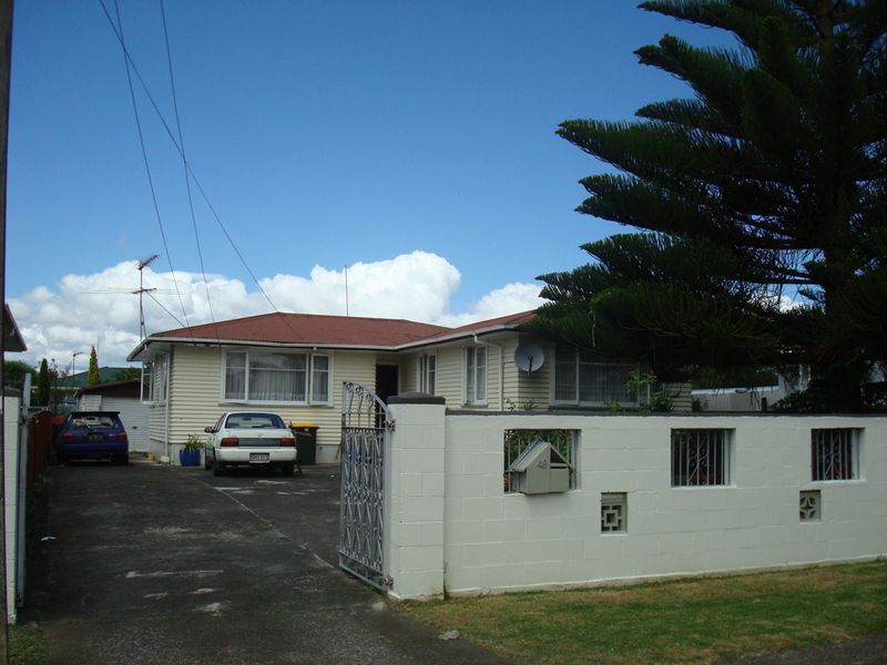 Must Be Sold URGENT ! - Otara