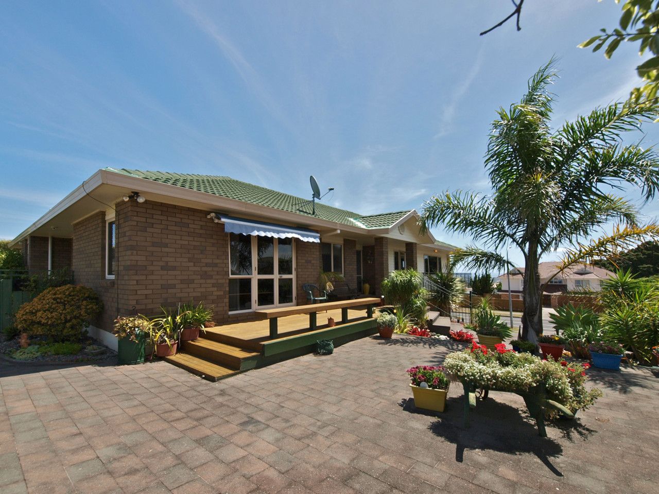 105 Eugenia Rise, Goodwood Heights, Manukau City