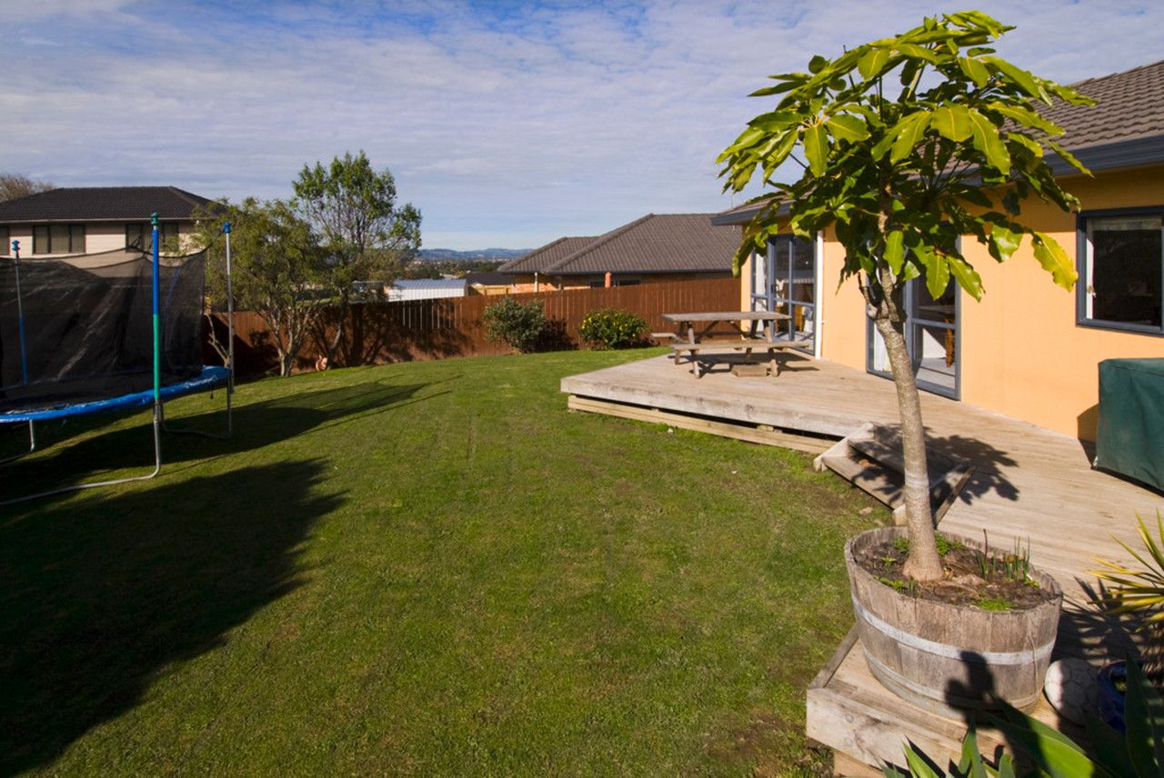 32 Rathmar Drive, Alfriston, Manukau City