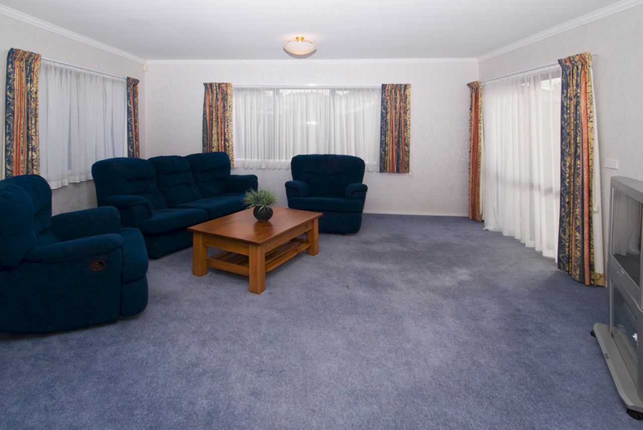 32 Rathmar Drive, Alfriston, Manukau City