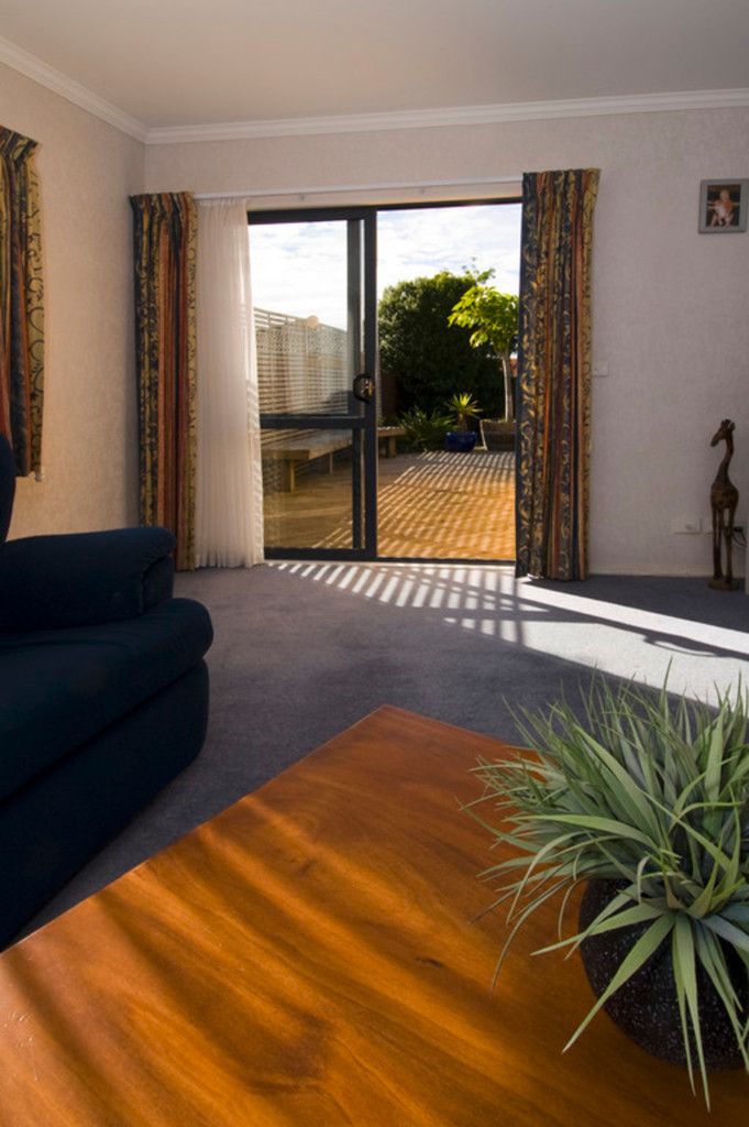 32 Rathmar Drive, Alfriston, Manukau City