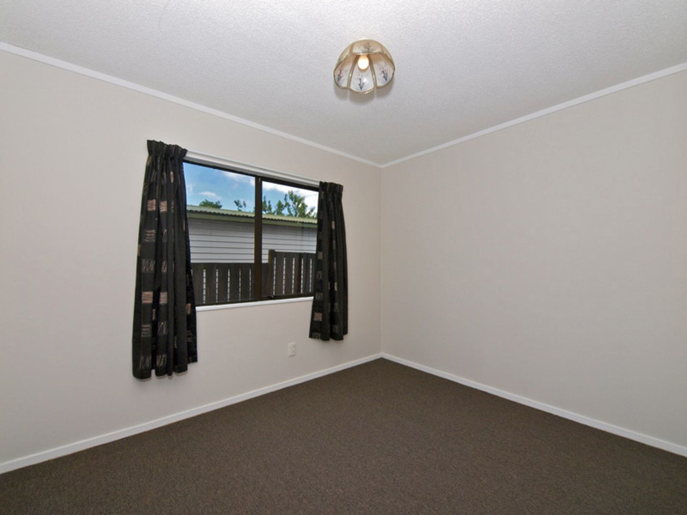 3/4 Coxhead Road, Manurewa, Manukau City