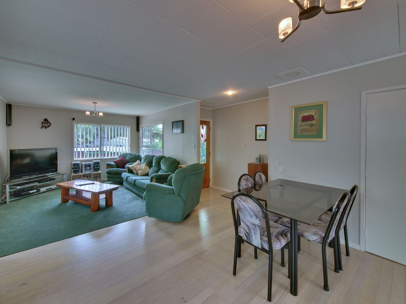 25 Oakmont Place, Wattle Downs, Manukau City