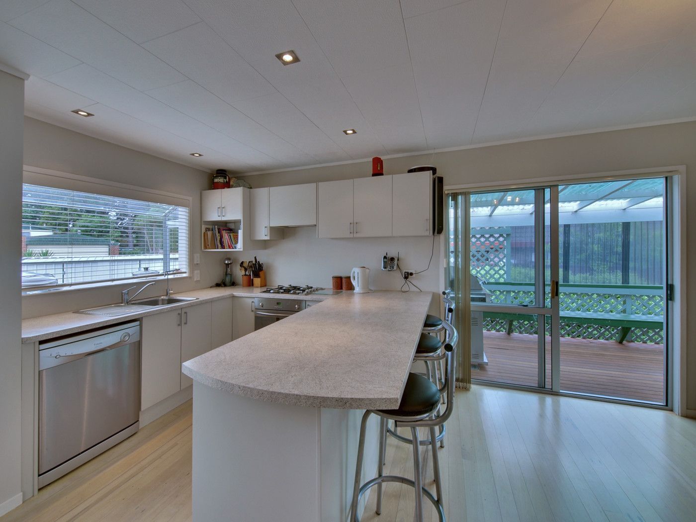 25 Oakmont Place, Wattle Downs, Manukau City