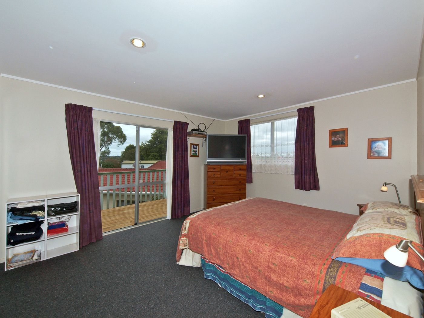 25 Oakmont Place, Wattle Downs, Manukau City