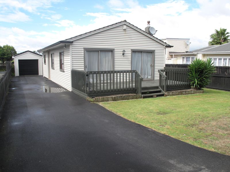 Classy Character Home - Papatoetoe