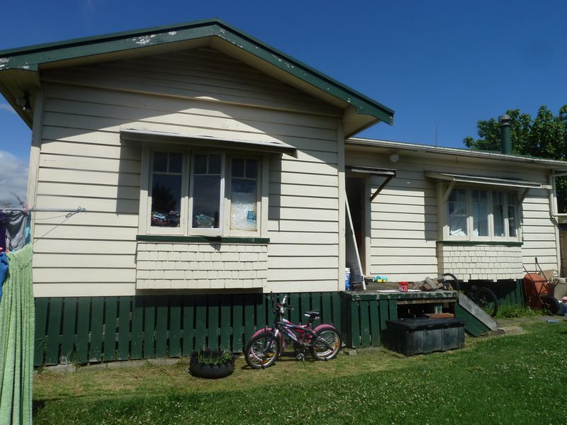 Do Up Bungalow!    $192,500 - Mangere East
