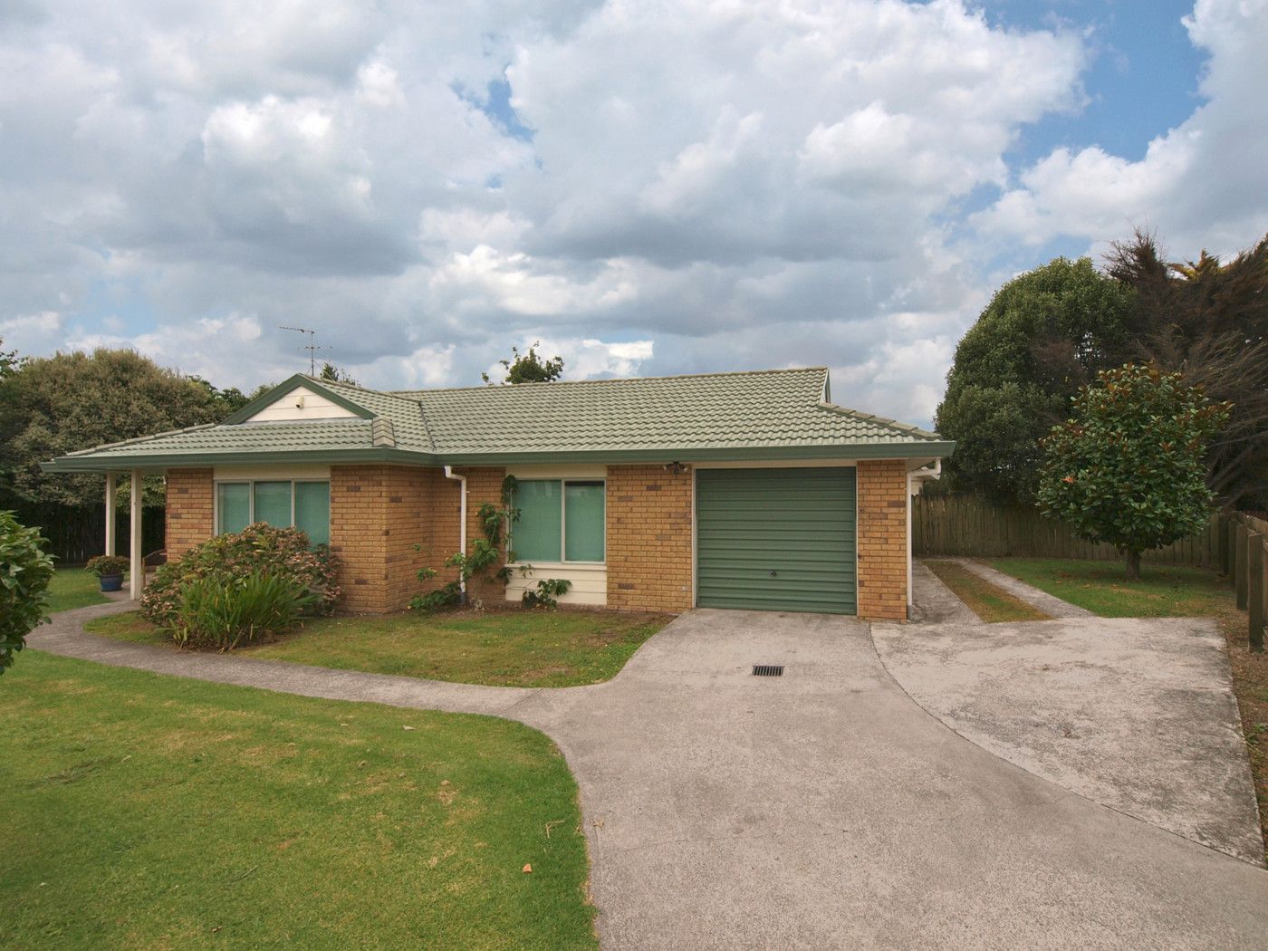 Alfriston, Manukau City