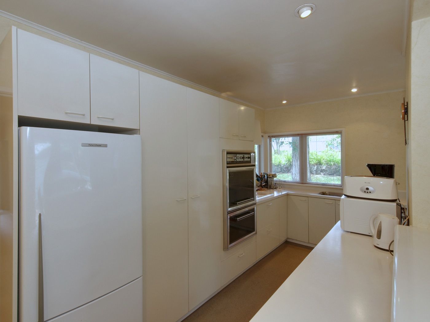 70 Grande Vue Road, Hill Park, Manukau City