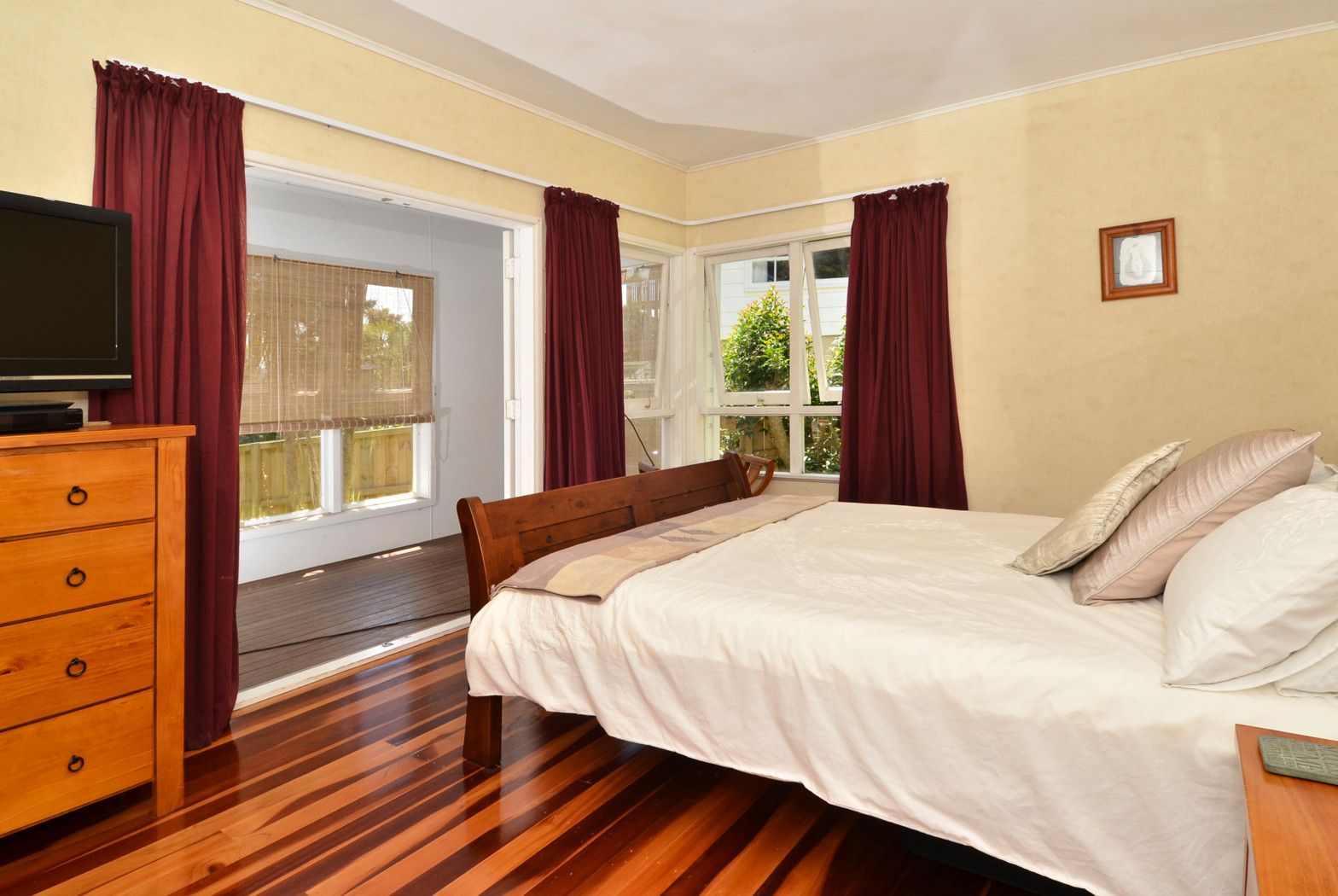 70 Grande Vue Road, Hill Park, Manukau City