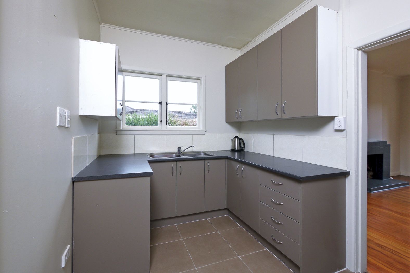 1/42 Vine Street, Mangere East, Manukau City