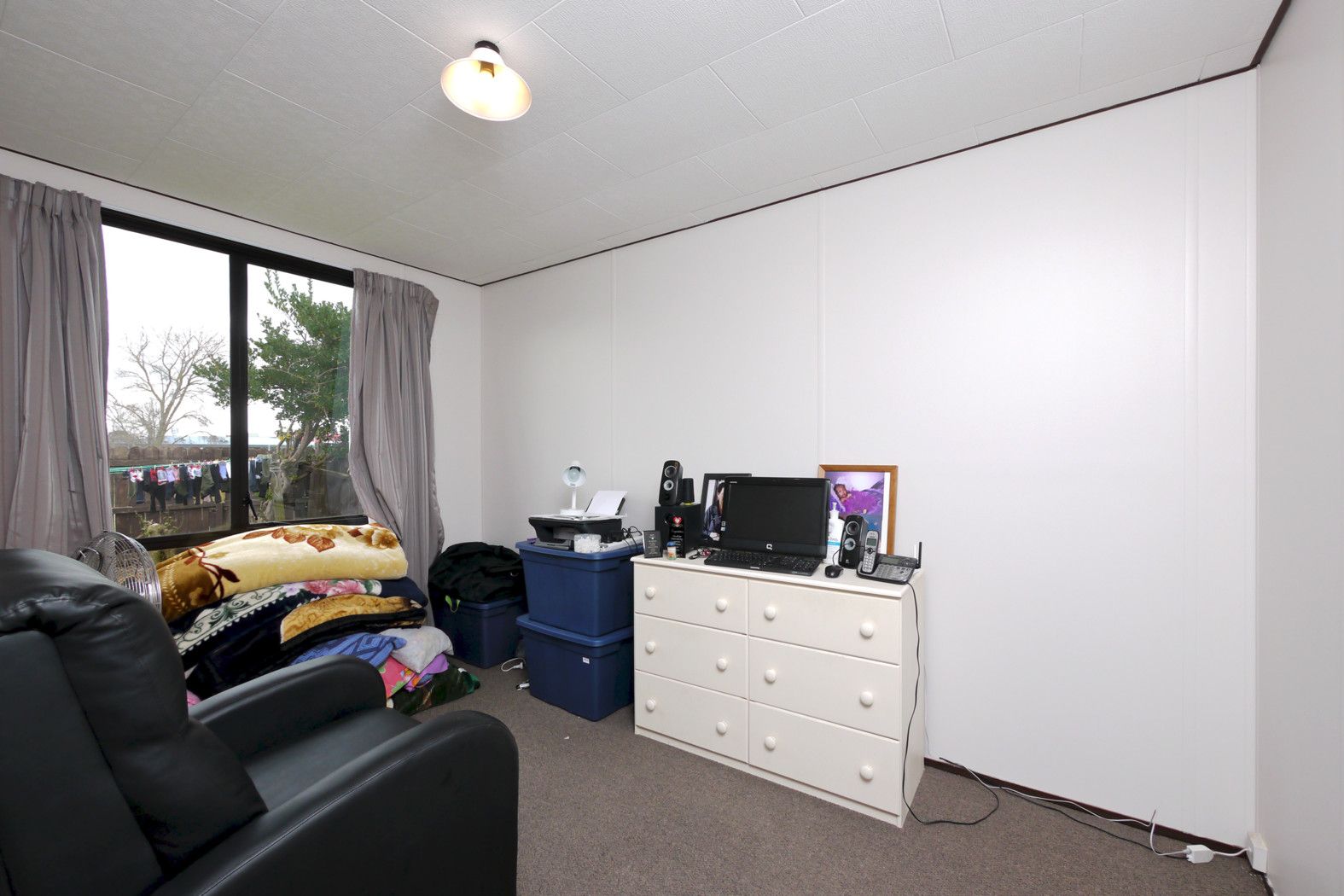 4/7 Barneys Farm Road, Clendon Park, Manukau City