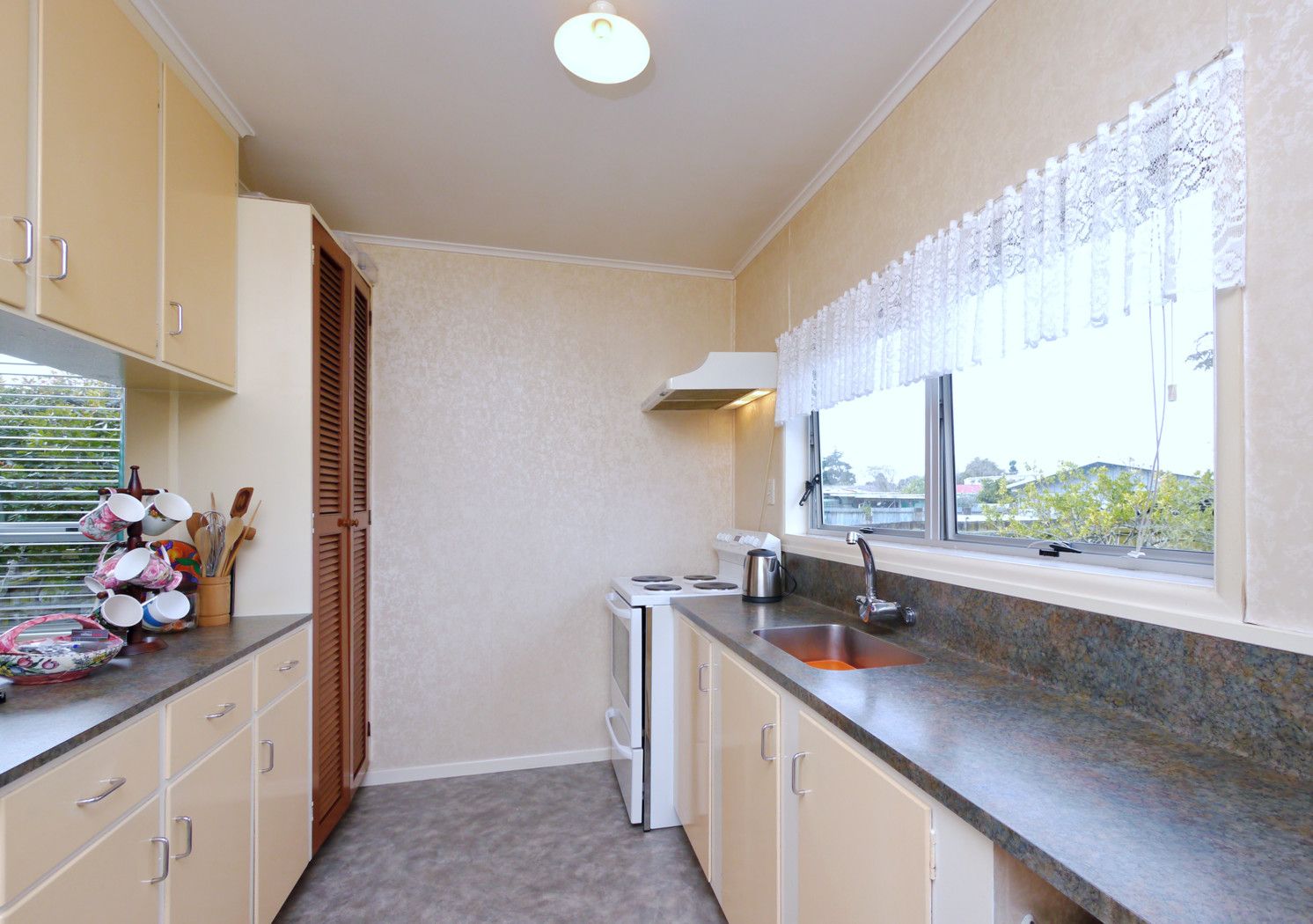 61 McKinstry Avenue, Mangere, Manukau City