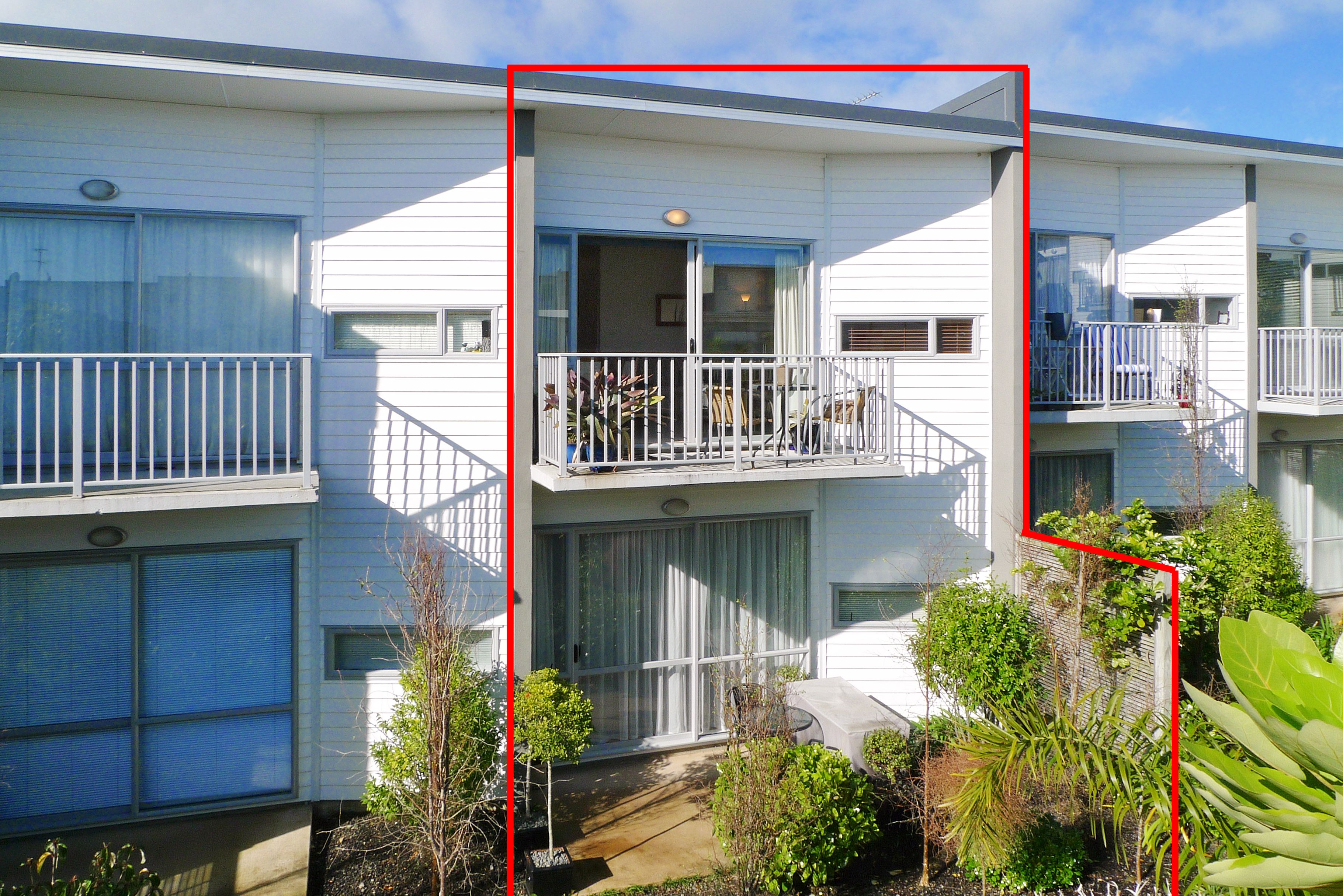 16/7 Kelvin Hart Drive, Botany, Auckland