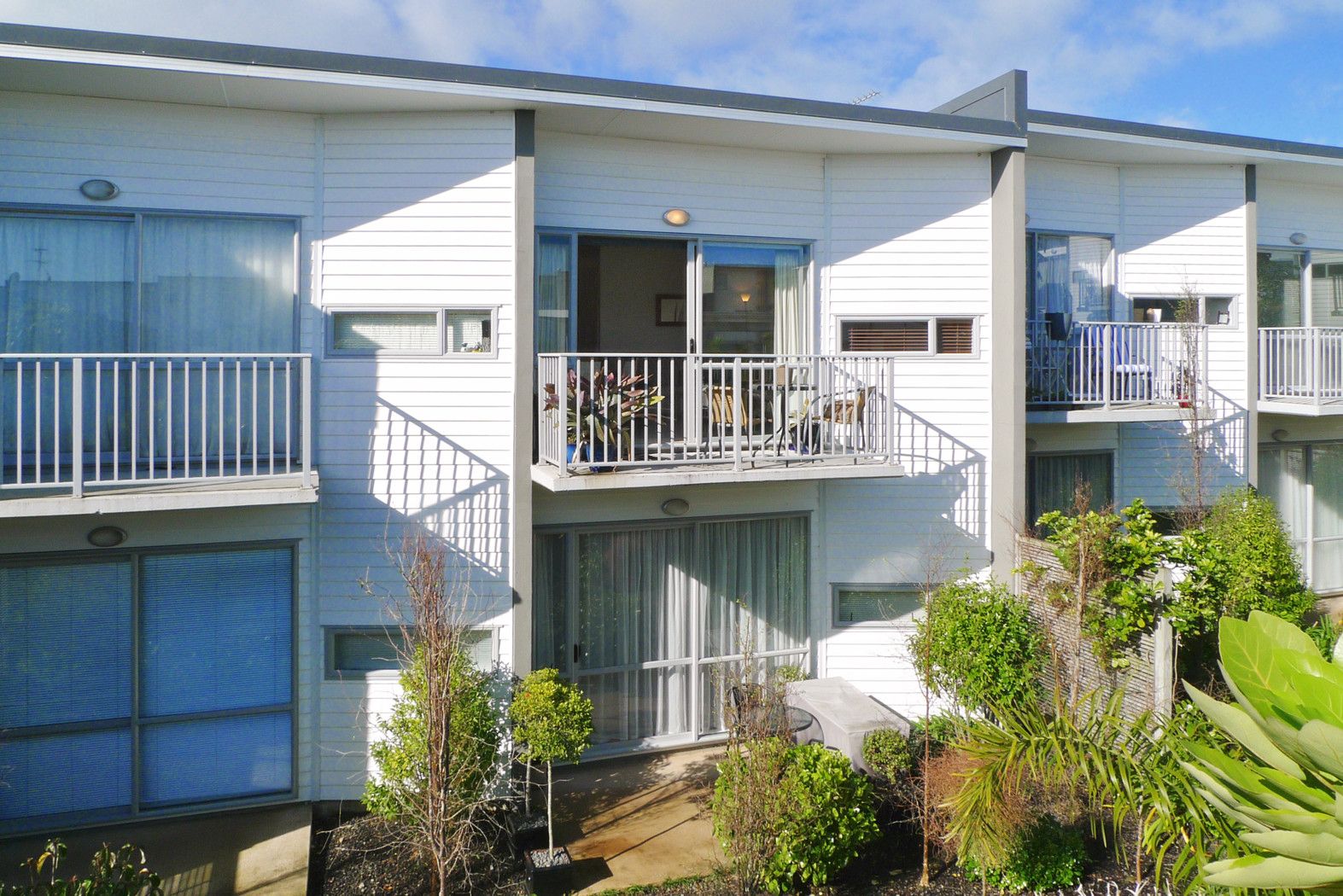 16/7 Kelvin Hart Drive, Botany, Auckland