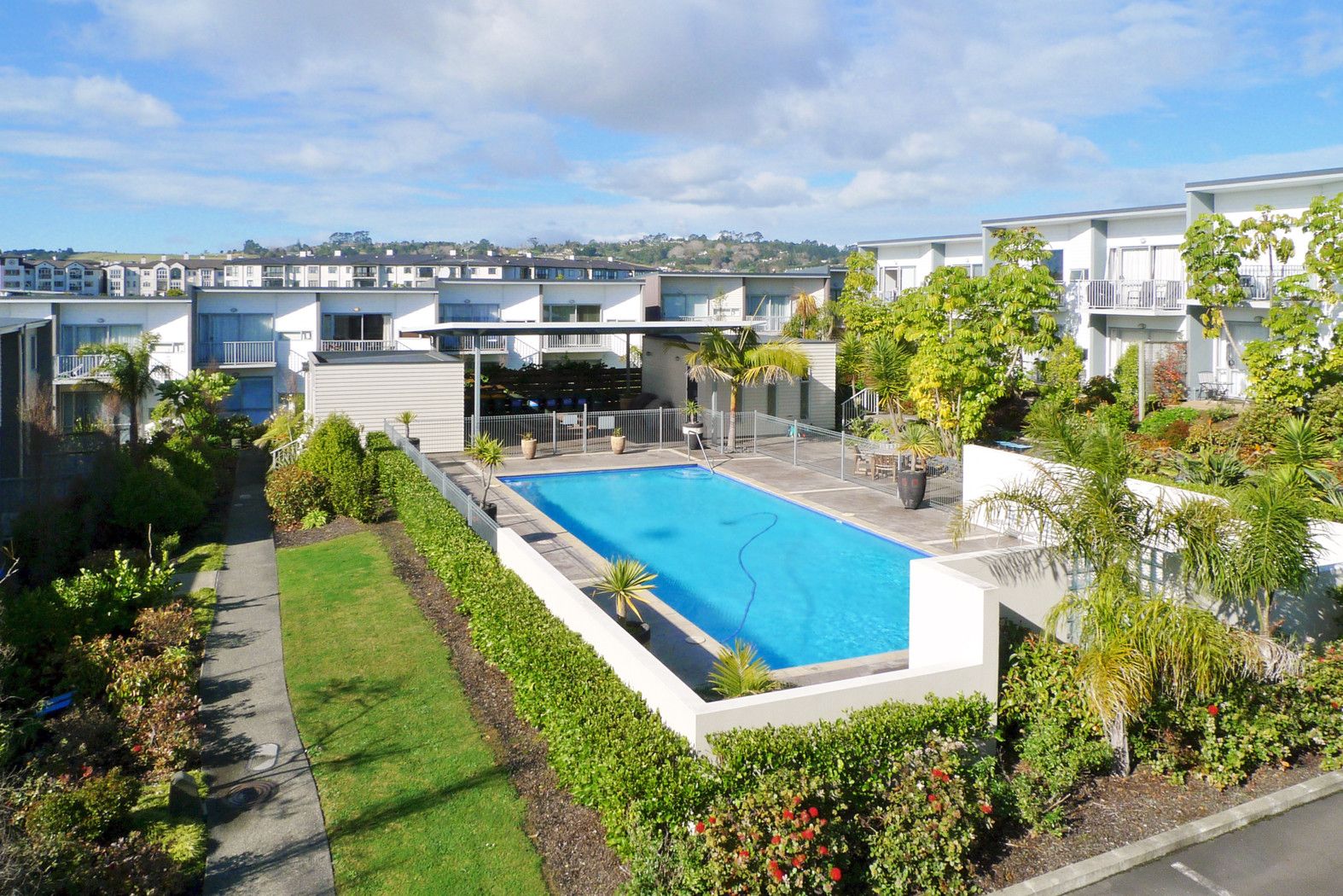 16/7 Kelvin Hart Drive, Botany, Auckland