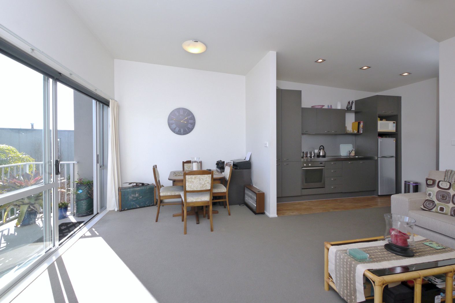 16/7 Kelvin Hart Drive, Botany, Auckland