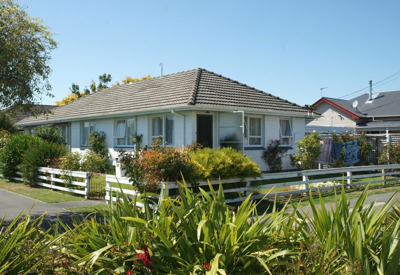 addington mature singles Addington, 1 bedroom location: mature professionals small room $210/wk for single large room $230/wk extra large room $250/wk. addington mature singles Addington, 1 bedroom location: mature professionals small room $210/wk for single large room $230/wk extra large room $250/wk.