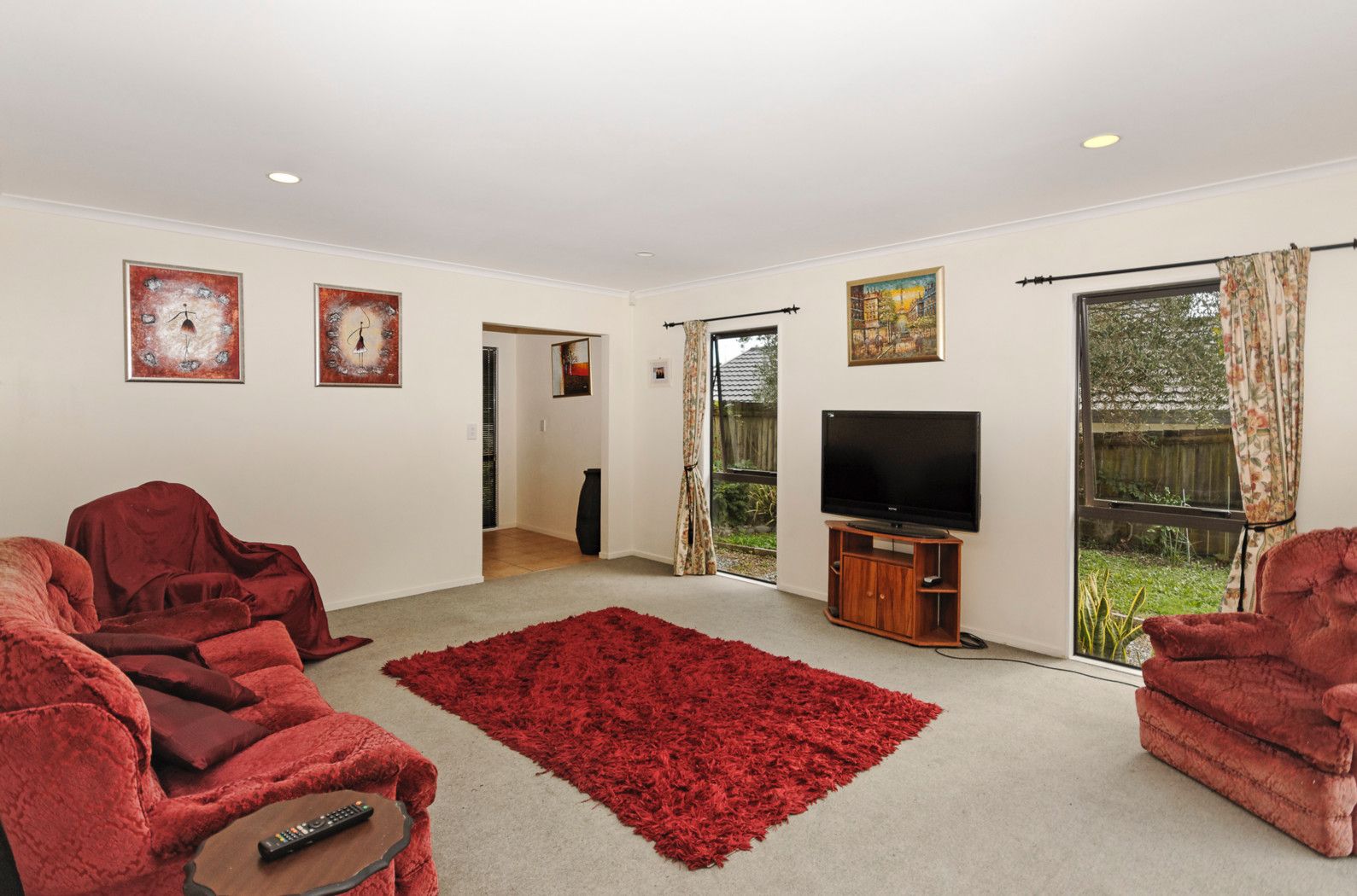 *10 Ginders Drive, Massey, Waitakere City