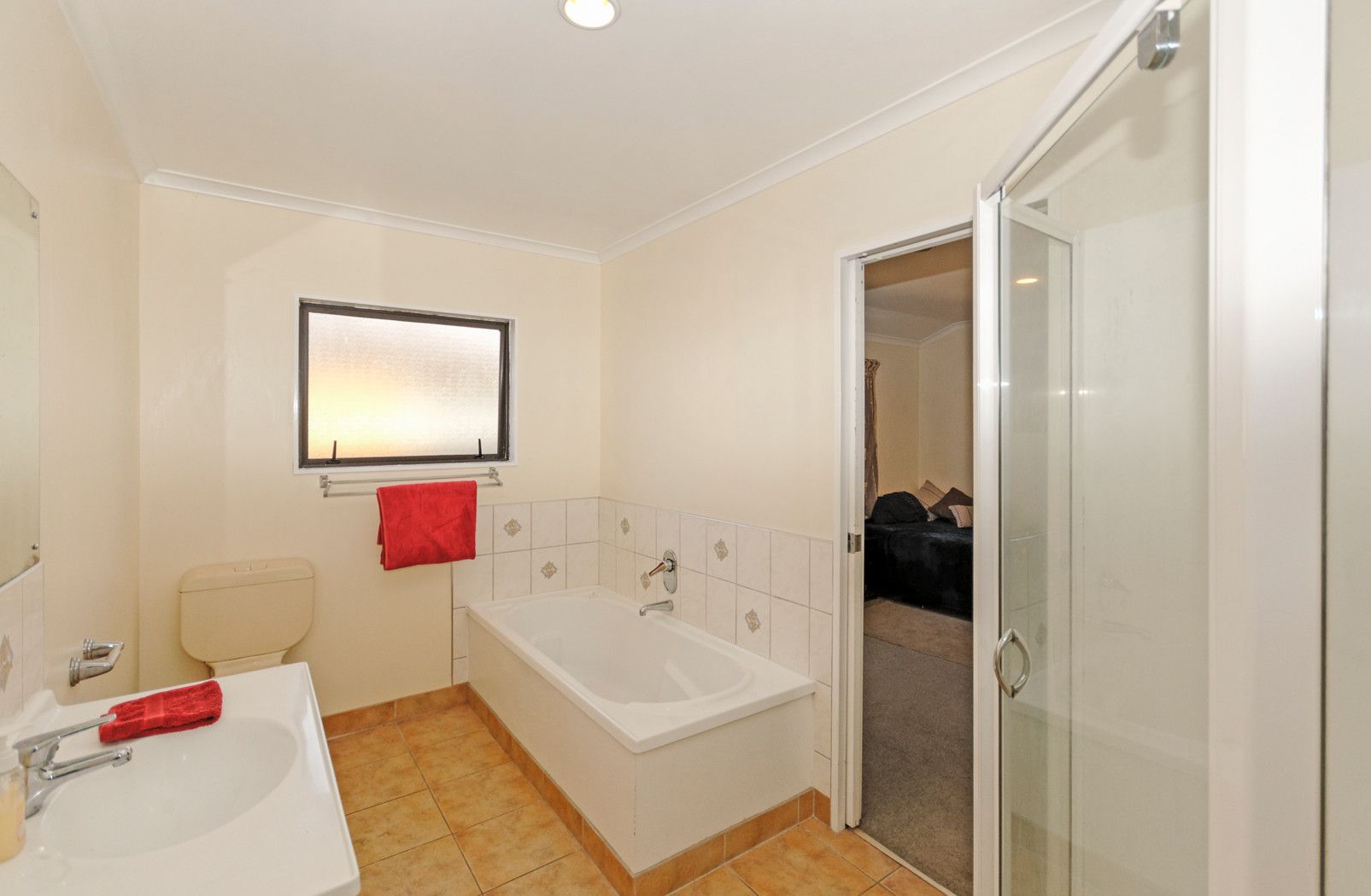 *10 Ginders Drive, Massey, Waitakere City