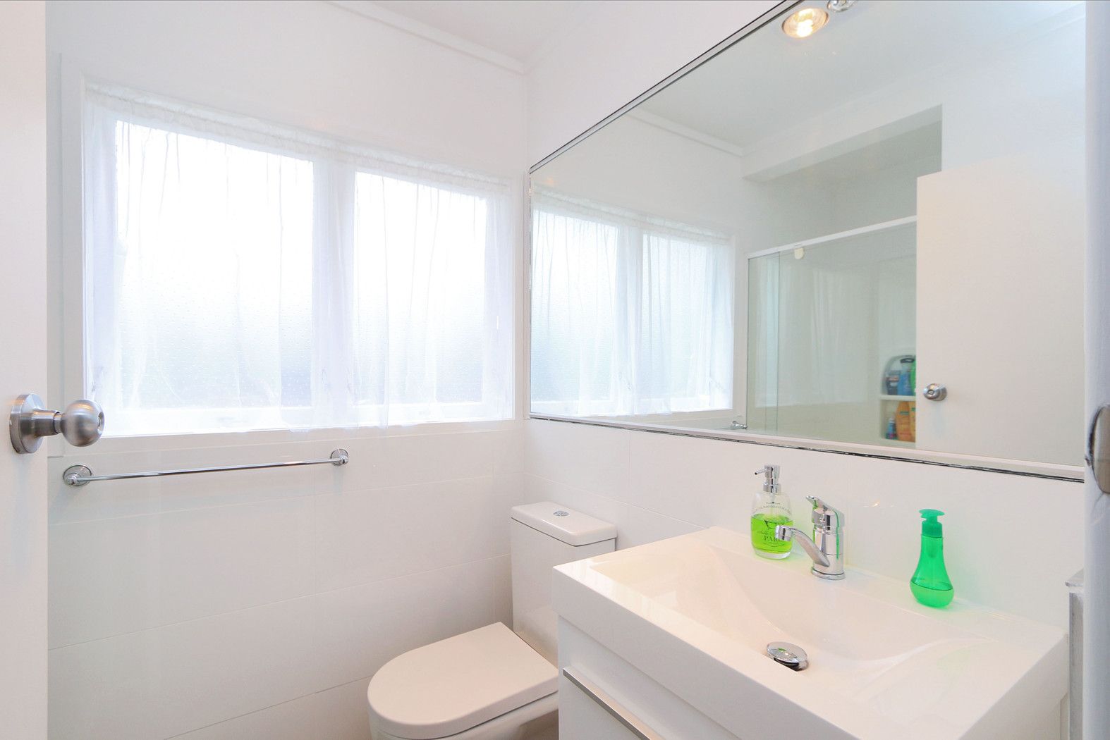 2/24 Grassway Avenue, Pakuranga, Manukau City