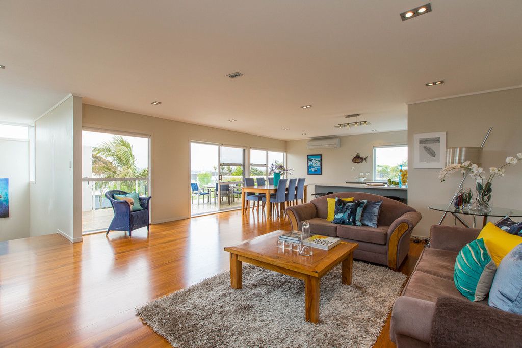 72 Fisher Parade, Sunnyhills, Manukau City