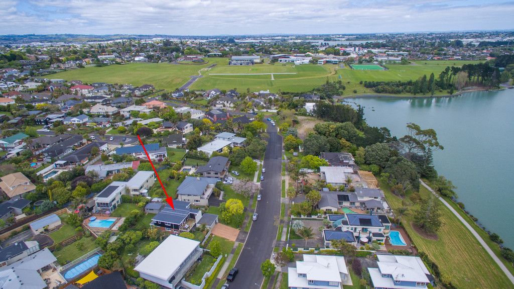 72 Fisher Parade, Sunnyhills, Manukau City