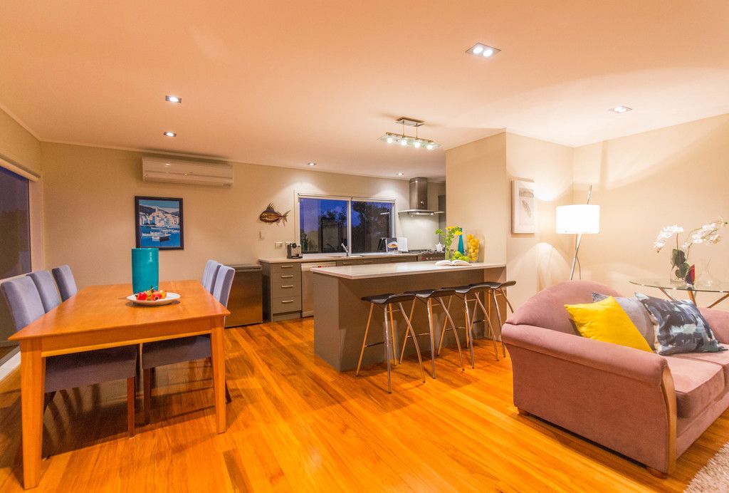 72 Fisher Parade, Sunnyhills, Manukau City