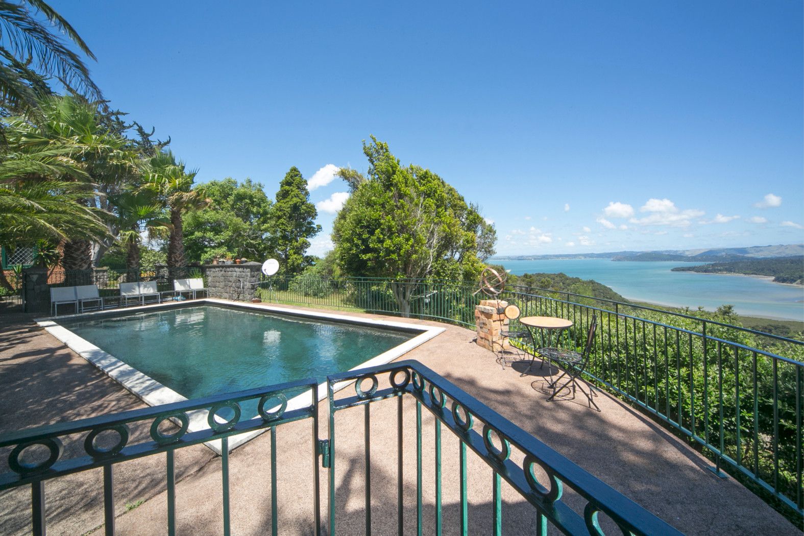 29B Lookout Drive, Laingholm, Waitakere City