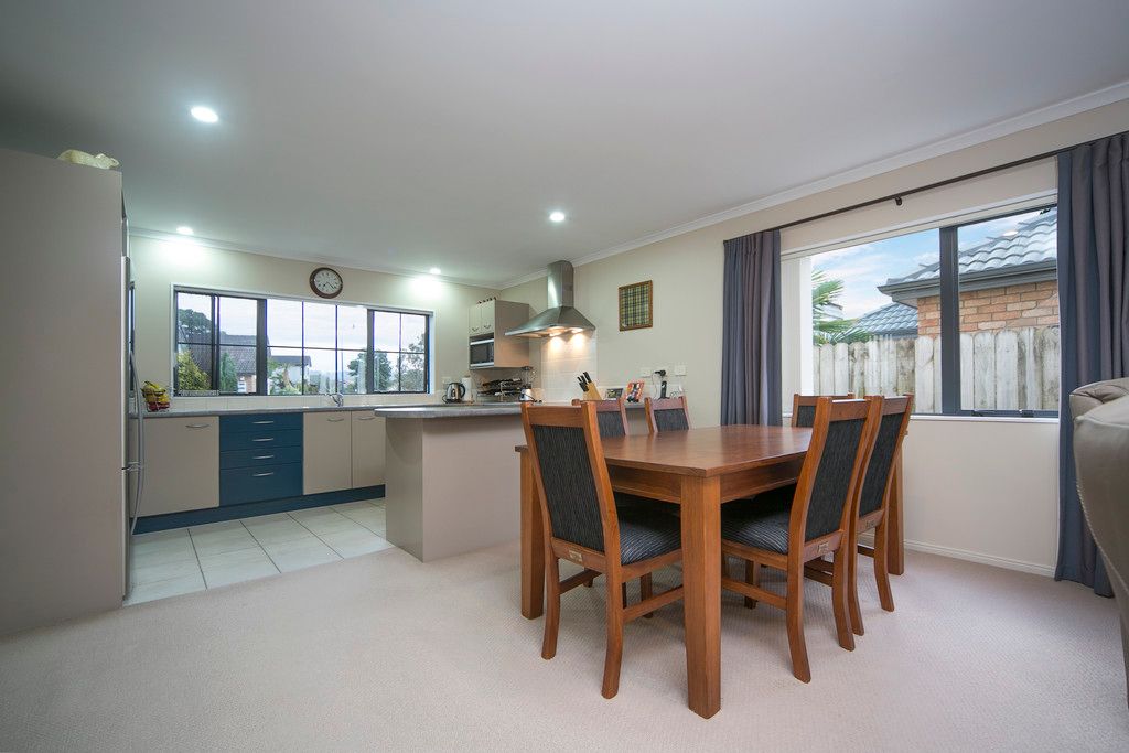 61 Espalier Drive, Henderson, Waitakere City