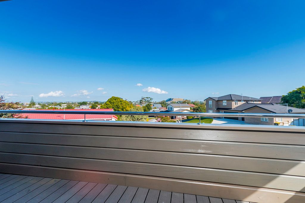 15 Steeple Rise, Pakuranga, Manukau City