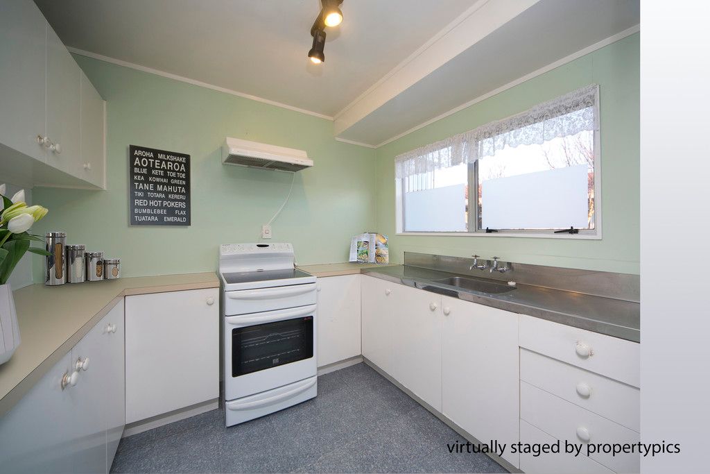 1/161 Bruce Mclaren Road, Henderson, Waitakere City