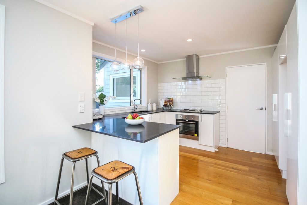 32B Grassways Avenue, Pakuranga, Manukau City