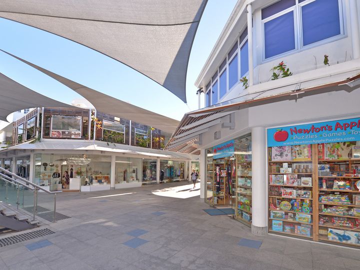Paul Hastings Building Food Court Paul Hastings Building Food Court