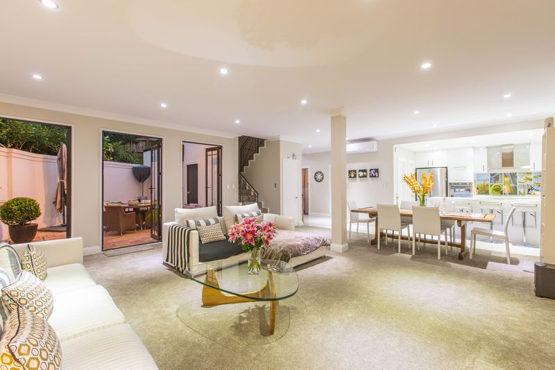 Stunning City Pad - Parnell