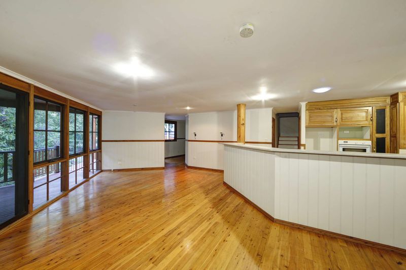 classic print design and bundaberg QLD Sold Drive Moore House park Sylvan beach, 47