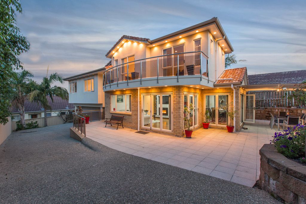 16a Botany Road, Howick, Manukau City