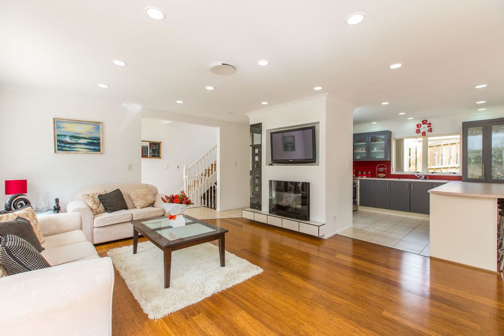 16a Botany Road, Howick, Manukau City