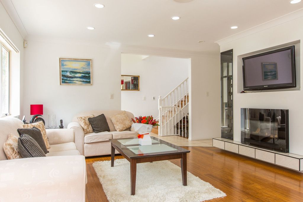 16a Botany Road, Howick, Manukau City