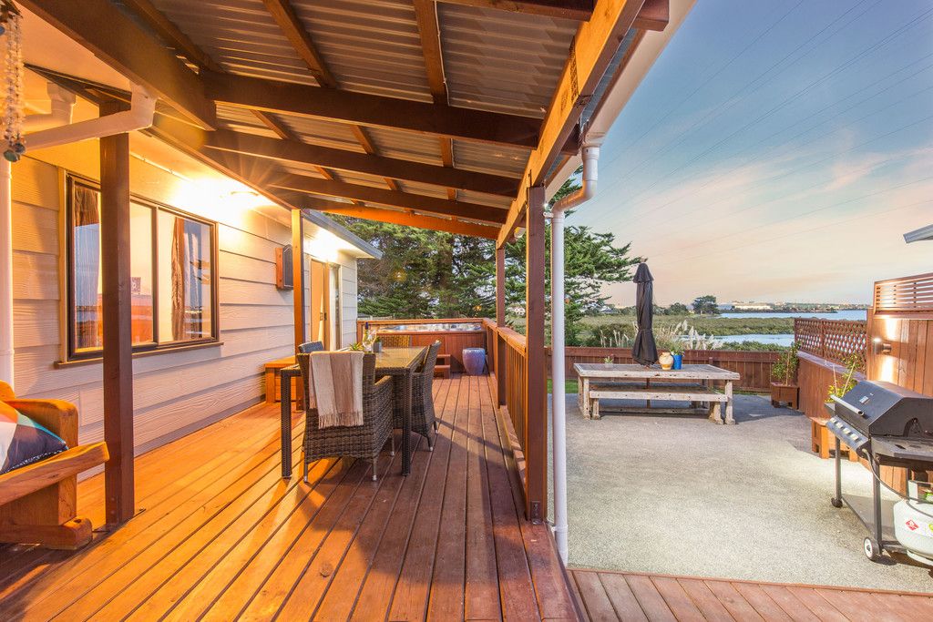 2/18 Aurea Avenue, Pakuranga, Manukau City