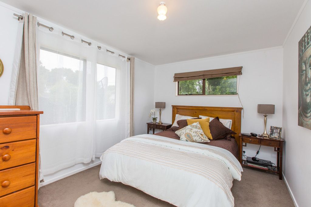 13a Everglade Drive, Goodwood Heights, Manukau City