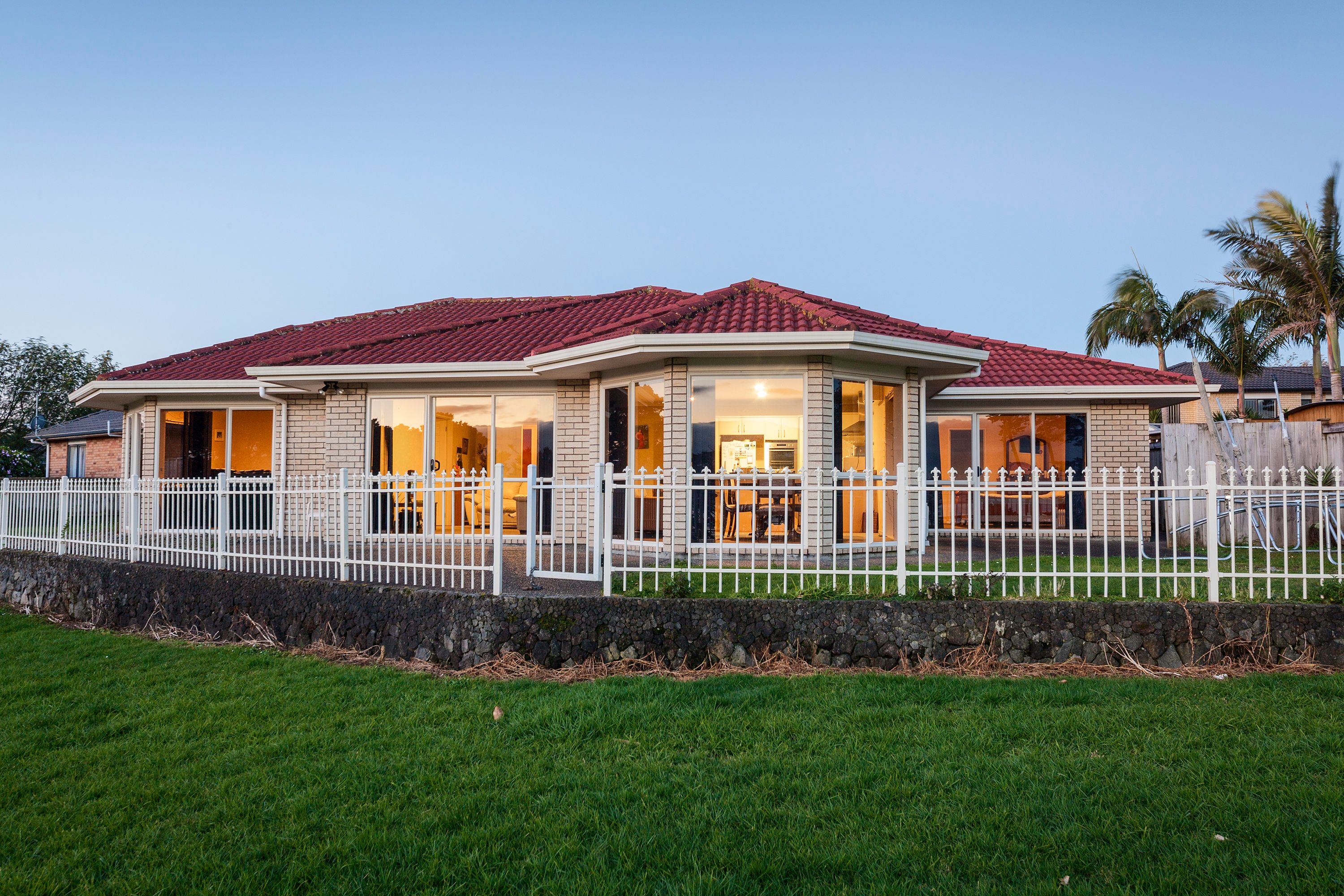 7 Nicholas Gibbons Drive, Clendon Park, Manukau City