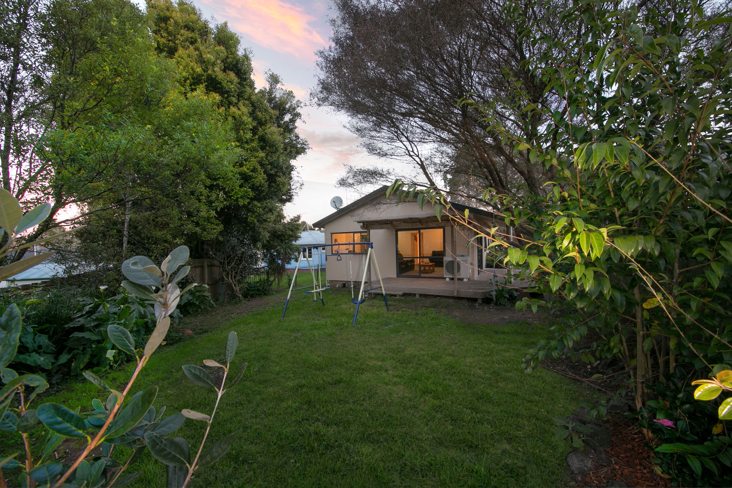 6a kashmir Road, Glen Eden, Waitakere City