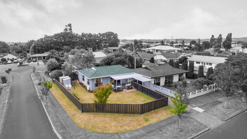 #MustSell - Conifer Grove