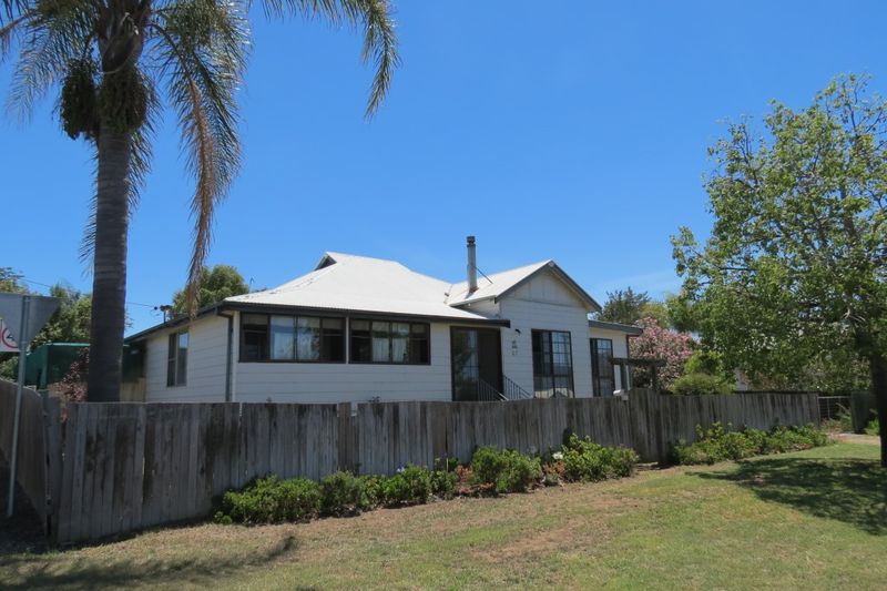 House Leased Quirindi, NSW 47 William Street